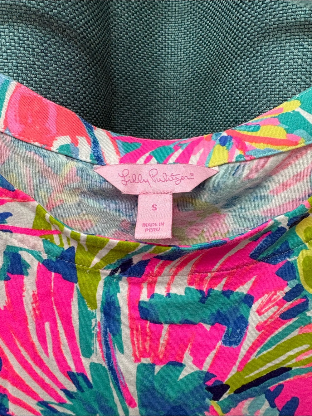 Lilly Pulitzer Ruffle Sleeve Short Sleeve Top Size Small - Picture 2 of 5